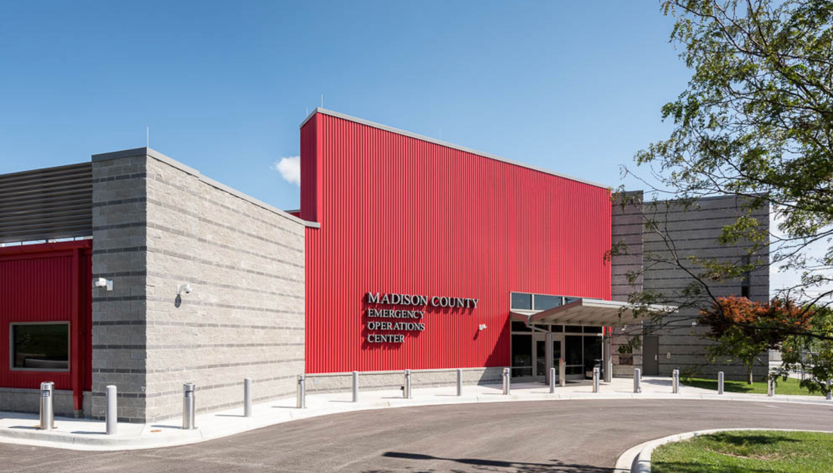 Despite multiple disruptions, county 911 operators broke records, earned top recognition